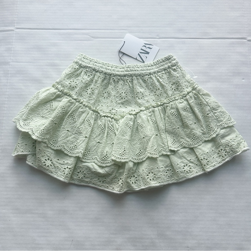 Zara Light Mint Eyelet Tiered Skort
